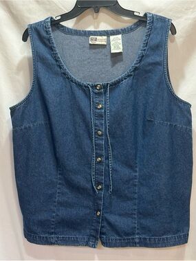 Faded Glory Women's Denim Button up Vest.